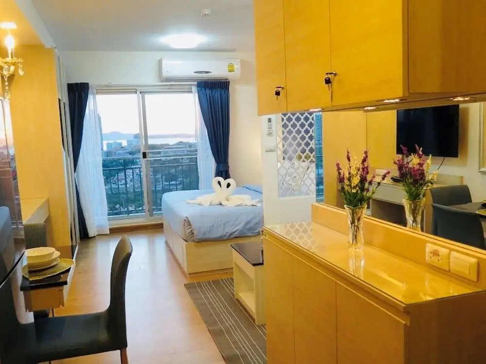 Паттайя: Supalai Mare Pattaya Condo Sea View by Dome