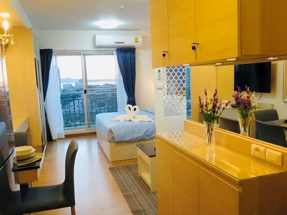 Паттайя: Supalai Mare Pattaya Condo Sea View by Dome