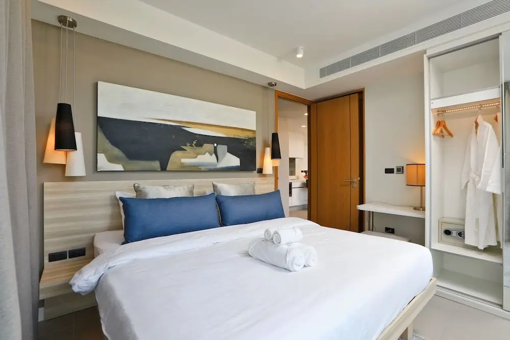 Тхаланг: Ocean Stone Phuket by Holy Cow 14