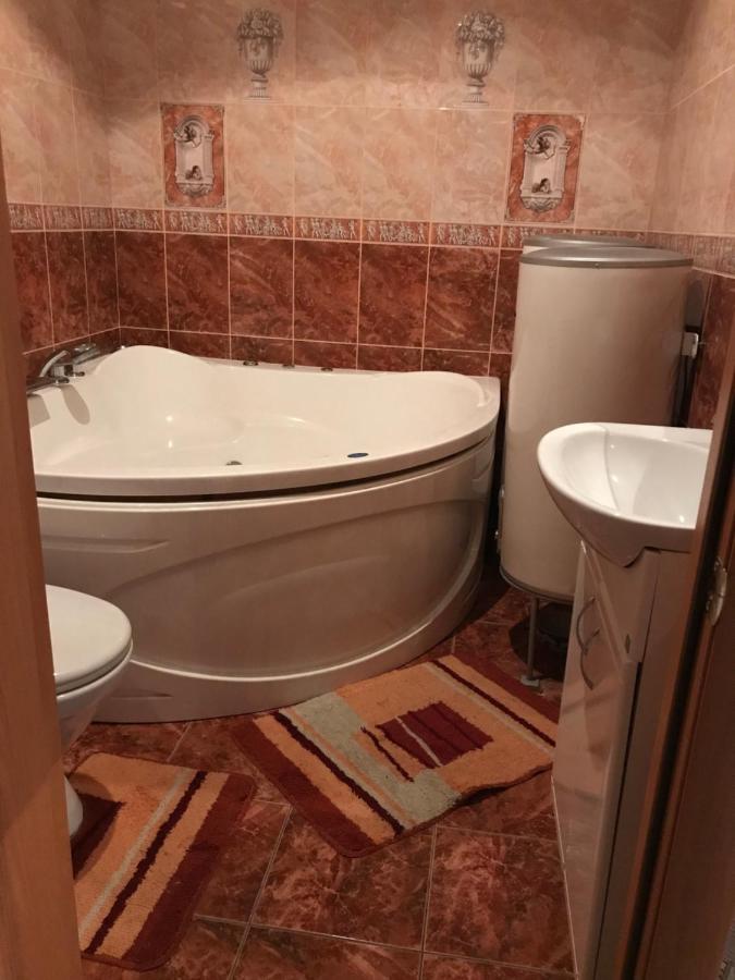 Саратов: Ot Zakata do Rassveta Mini-Hotel