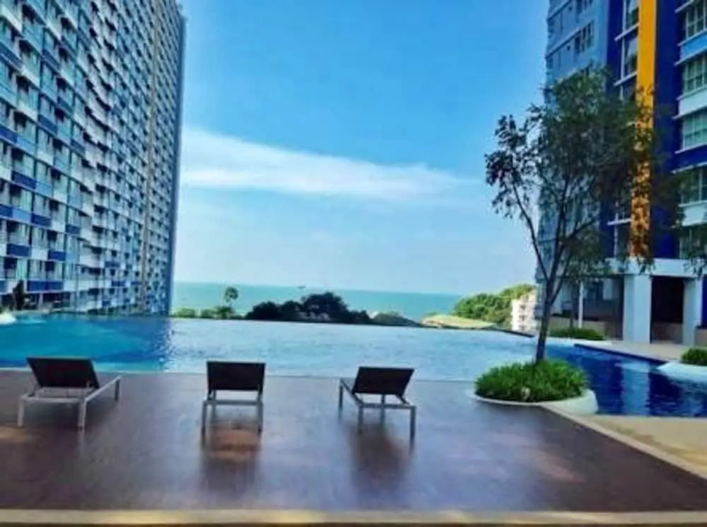 Паттайя: Lumpini Parkbeach Jomtien Sea&Pool View by Dome