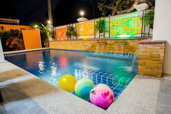 Паттайя: Grand Condo Montra Pool villa