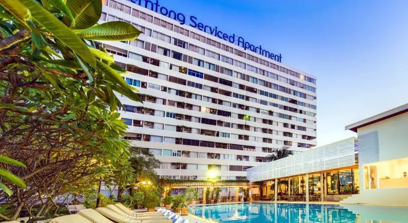 Сирача: Laemtong Service Apartment