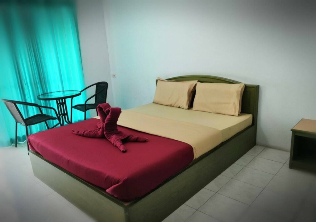 Хатъяй: C.S. Apartment Hat Yai