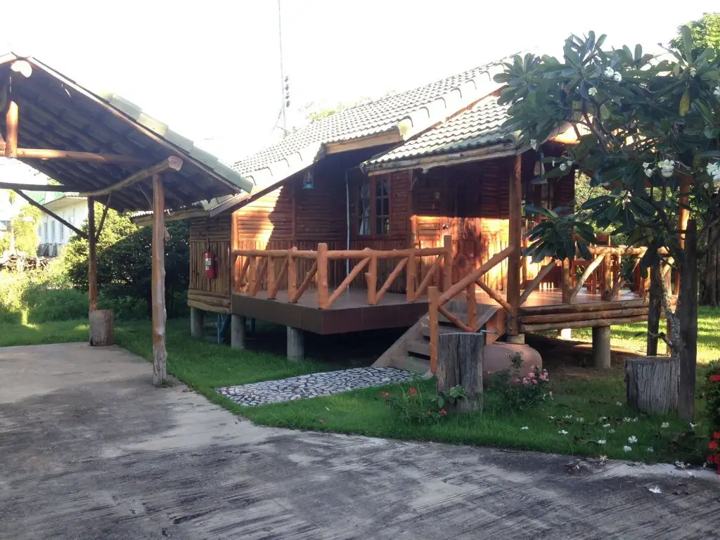 Накхонсаван: Sakthong Resort