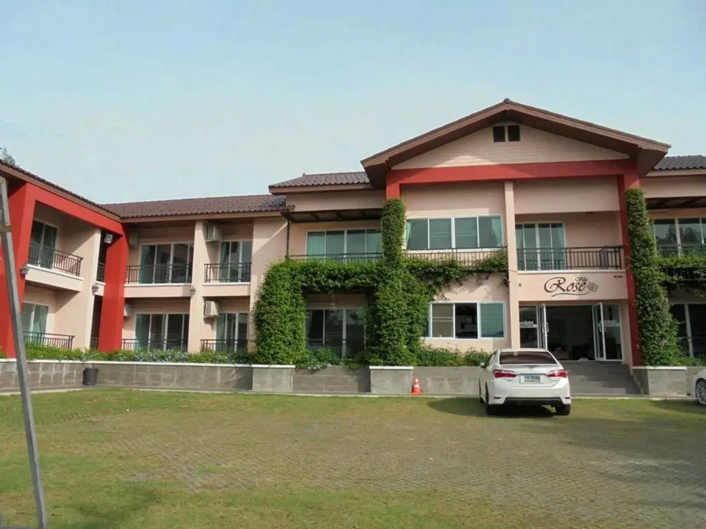 Rose Villa Resort — фото 1