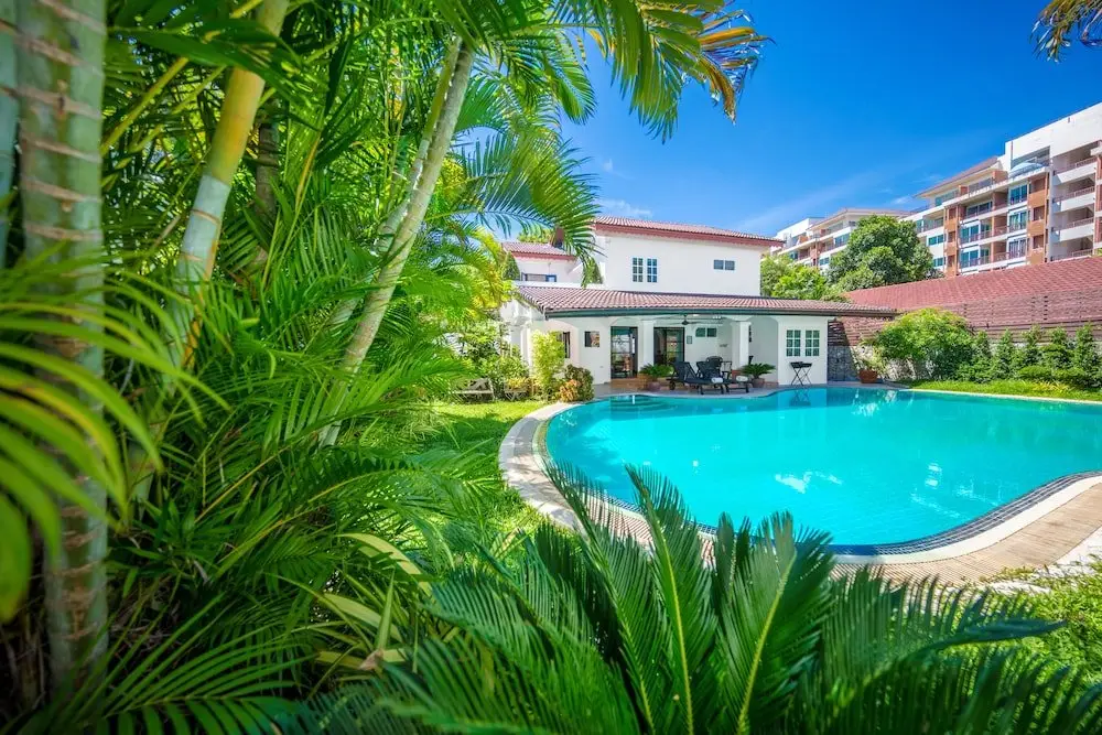 Паттайя: Walking Street Pool Villa Pattaya