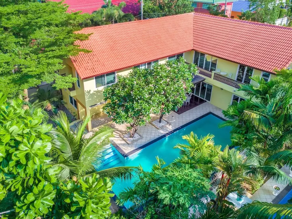 Паттайя: Walking Street Pool Villa Pattaya