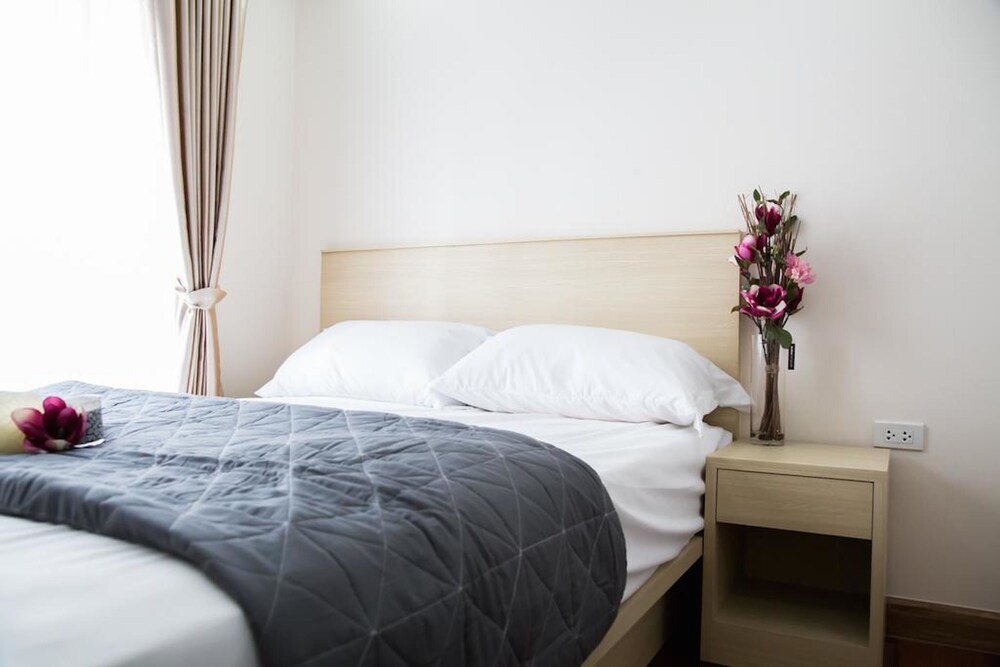 Паккрет: V Condo Chaengwattana 2B