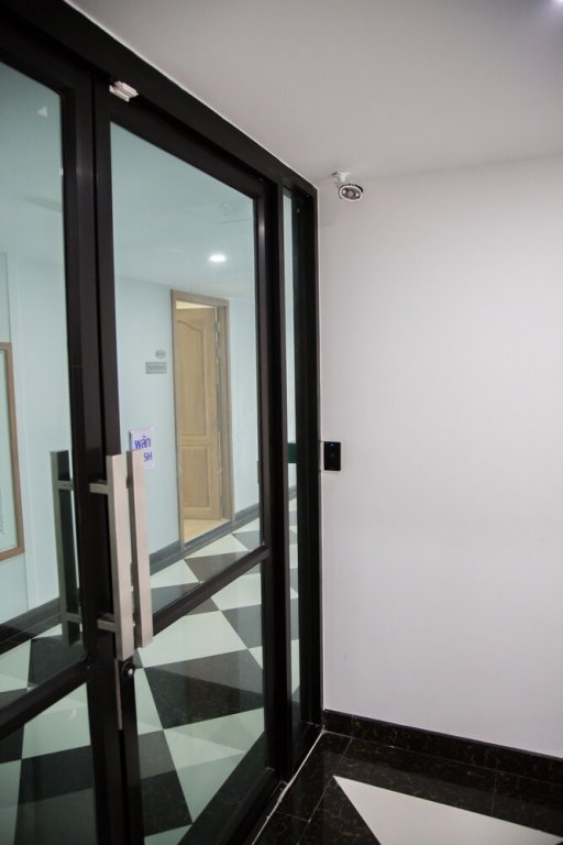 Паккрет: V Condo Chaengwattana 2B
