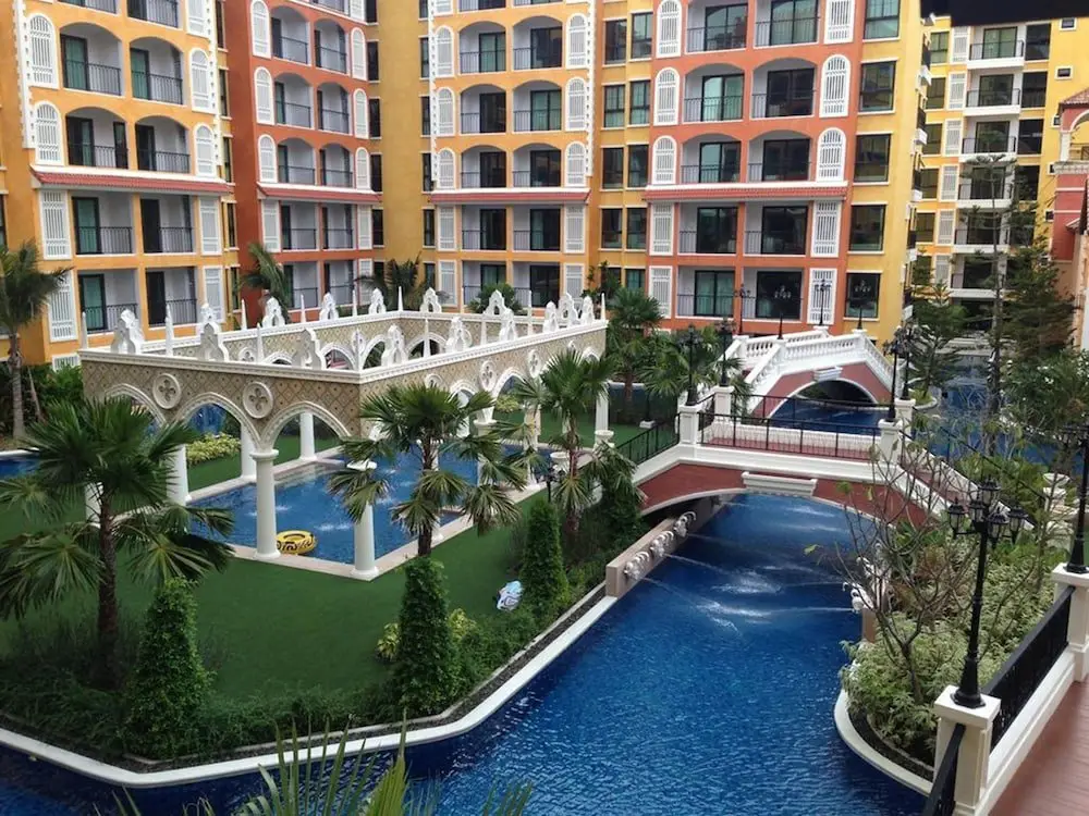 На Чом Тхиан: Venetian Signature Condo Resort Pattaya