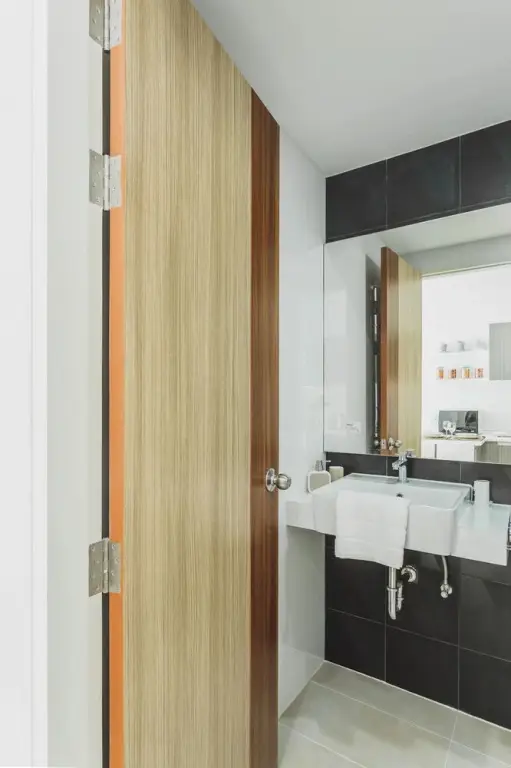 Муанг: Condo in Kata in Ozone - Unit A205