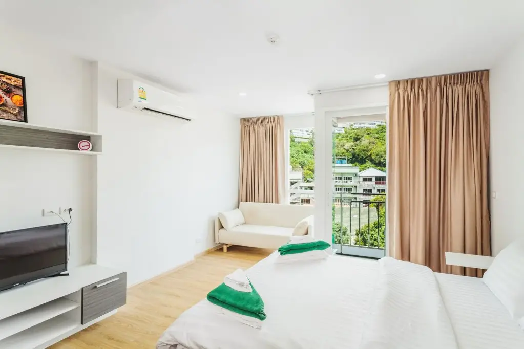 Муанг: Condo in Kata in Ozone - Unit A606