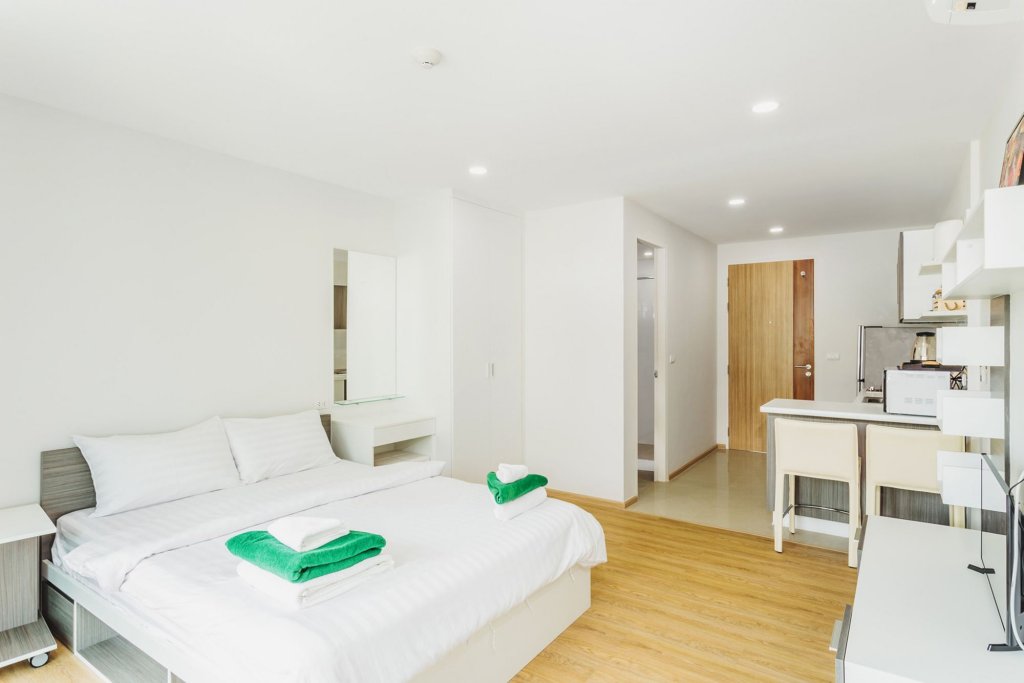 Муанг: Condo in Kata in Ozone - Unit A606