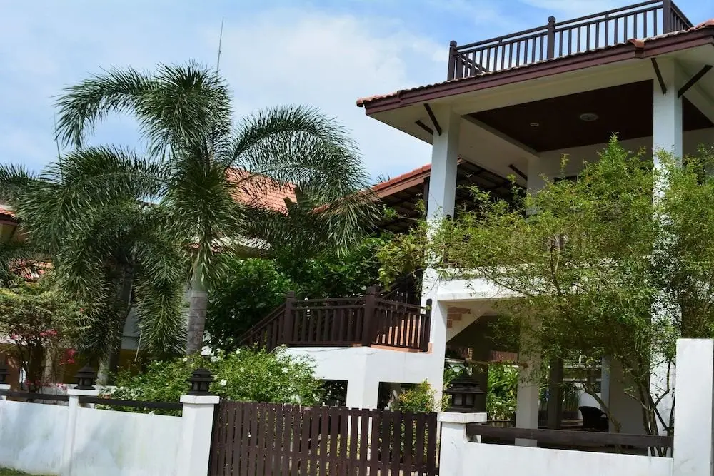 Ланта: Amintra 3 Villa