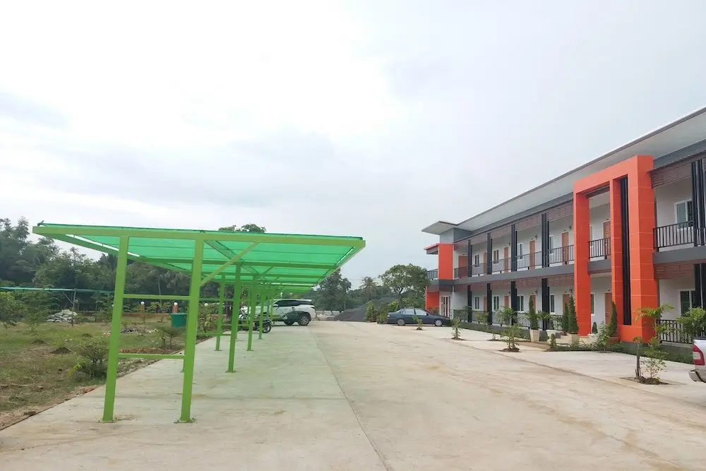 Чаккарат: Praew Place Phimai