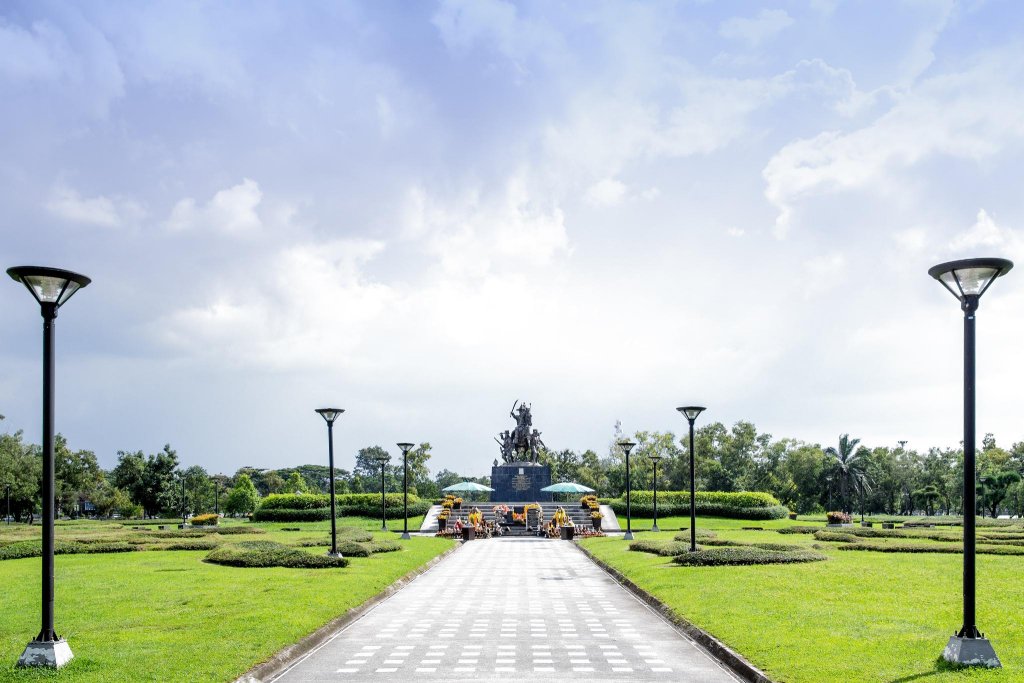 Столичный район Чантхабури: Chan De Bua