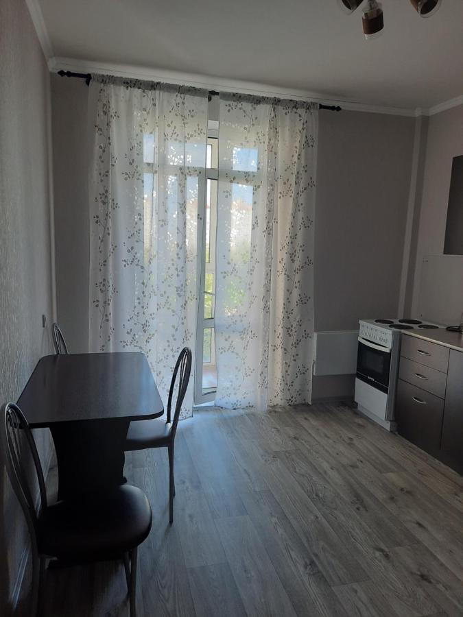 Энгельс: Apartments on Mayakovskogo 47