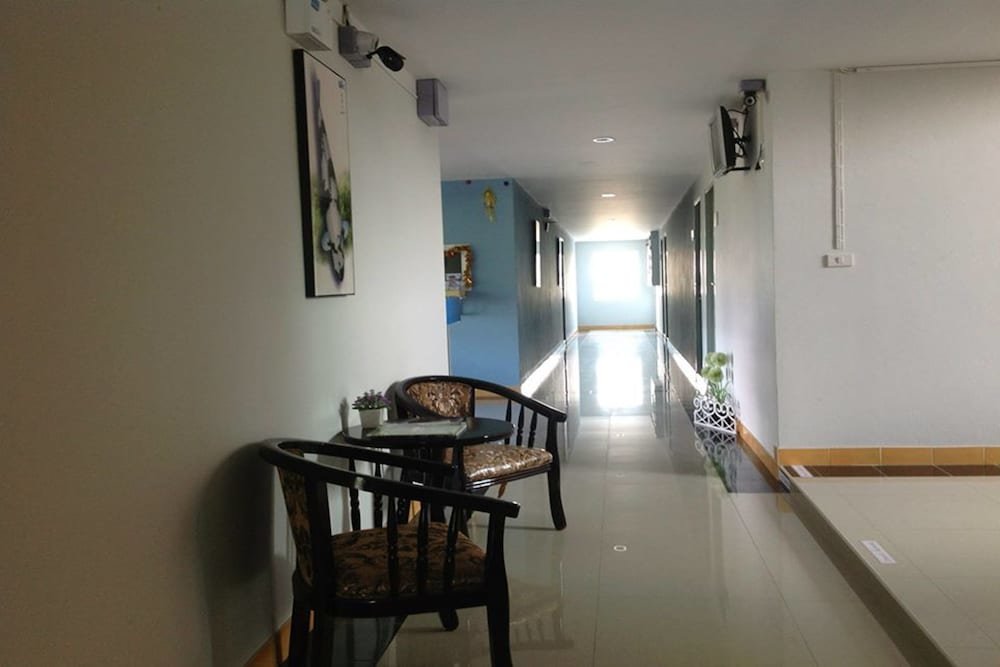 Чаченгсау: Siri Sothorn Apartment