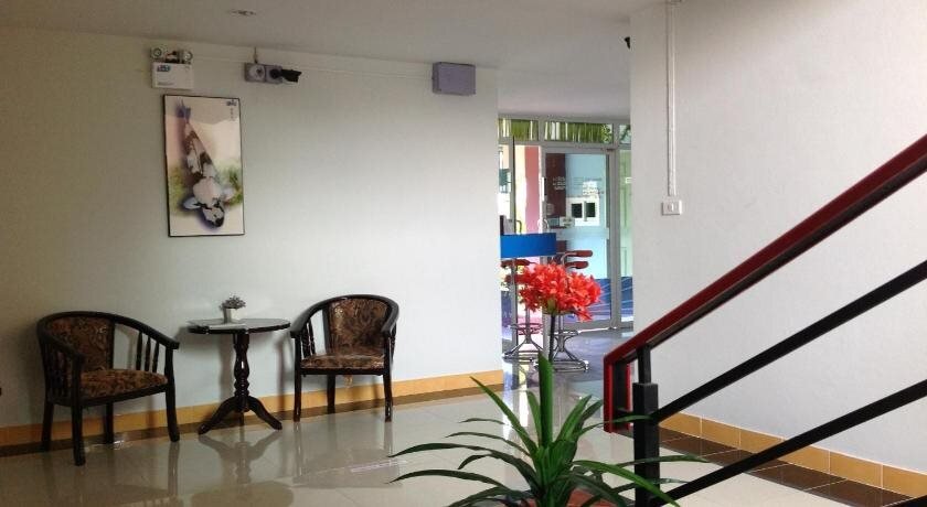 Чаченгсау: Siri Sothorn Apartment