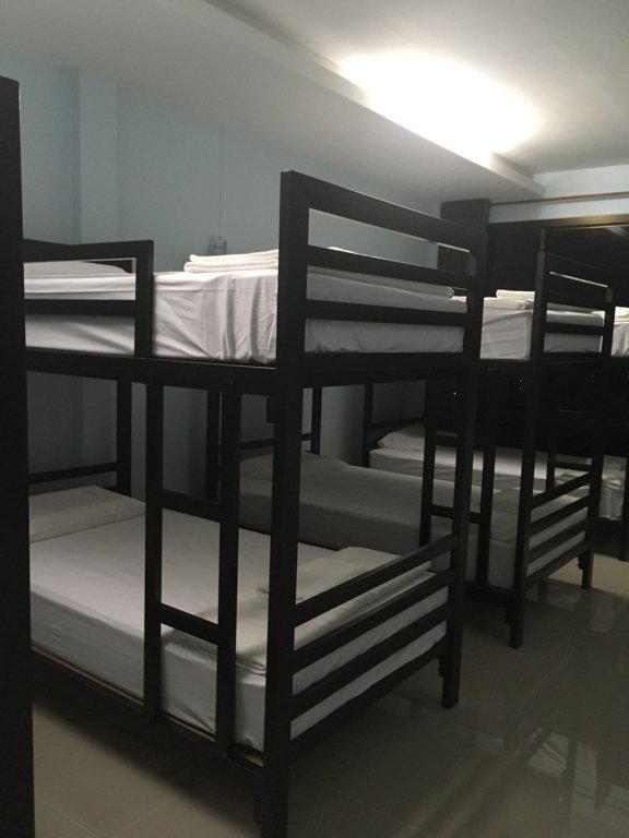Фаном: Khao Sok Secret - Hostel