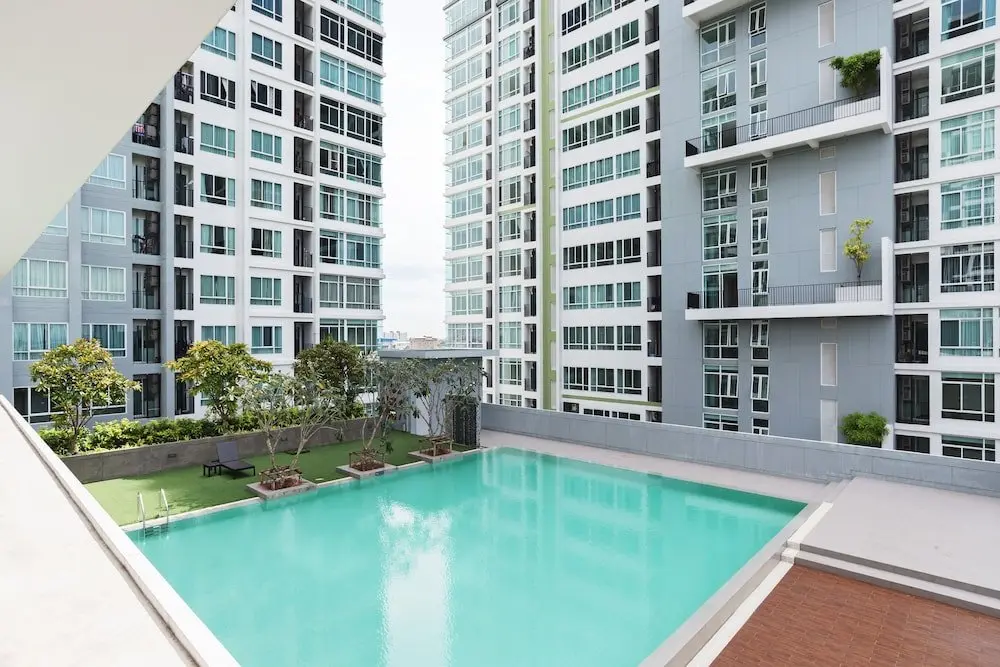 Бангкок: The Sky Sukhumvit By Favstay
