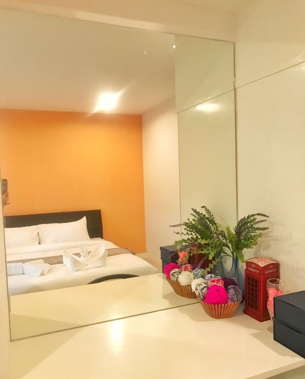 Пранбури : A2E - Ibiza Khao Tao Hua Hin