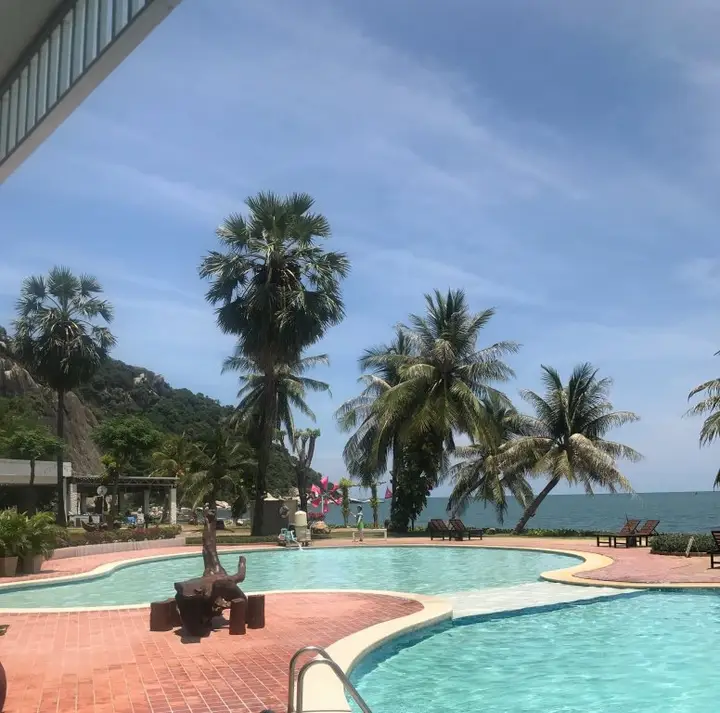 Пранбури : A2E - Ibiza Khao Tao Hua Hin