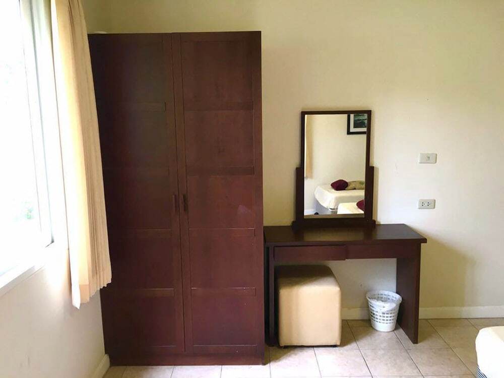 Чаам: Beach Villa for Rent