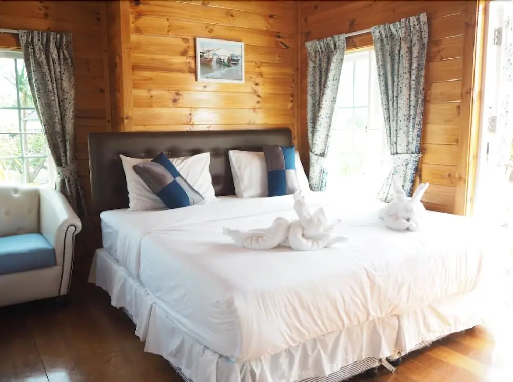 Чаам: The Panorama Hill Resort Cha- am