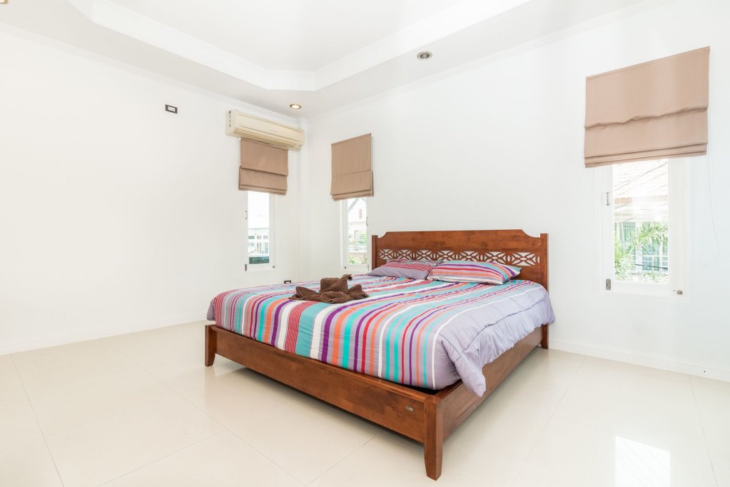 Паттайя: Tewaree Villa - Pattaya Holiday House Walking Street