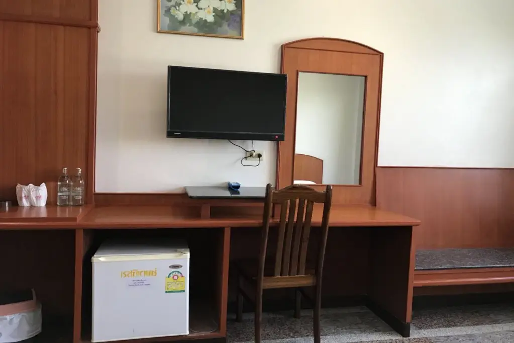 Лопбури: Lopburi Residence 2 Hotel And Resort