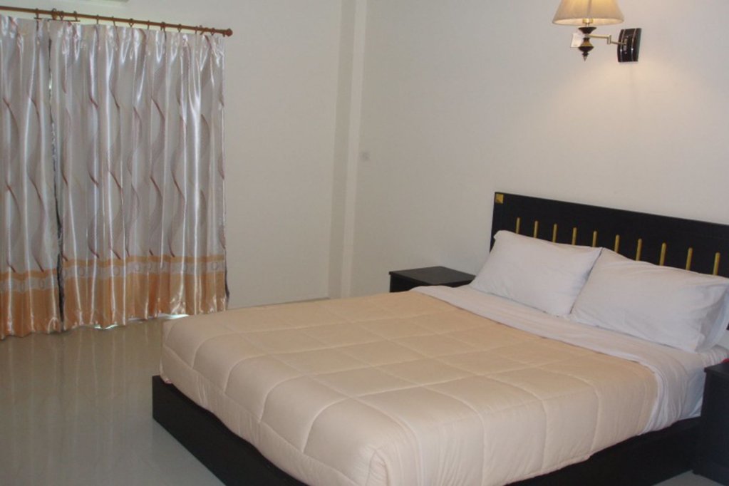 Лопбури: JRD Resort