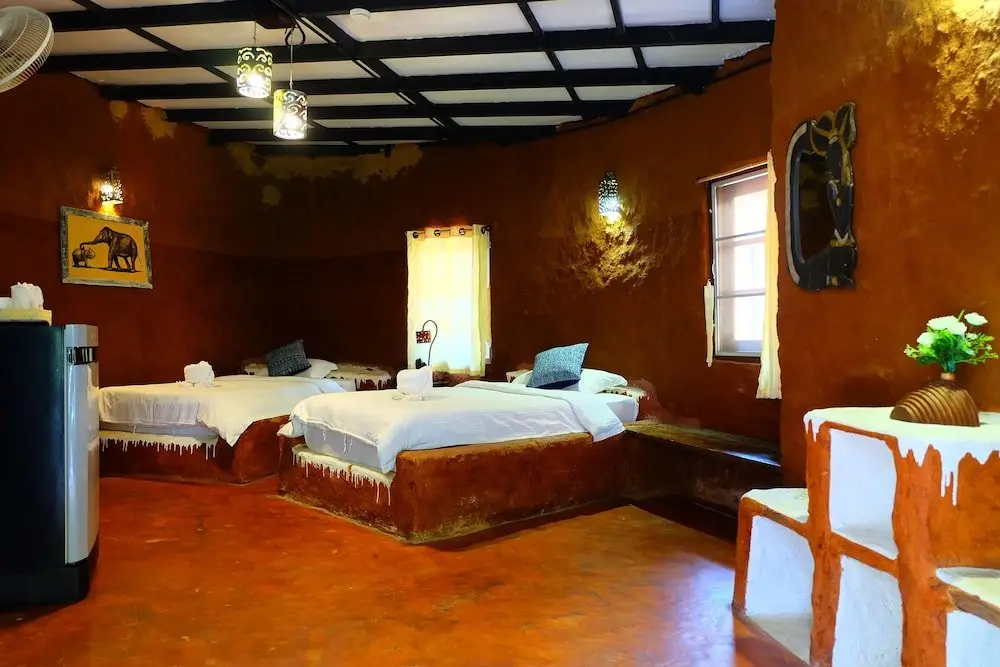 Ханг Донг: Chiang Mai Unique Mud Houses