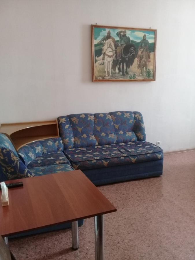 Саратов: Гостиница Юнас