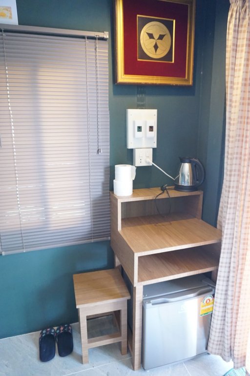 Pathio: Room 9 Hometel
