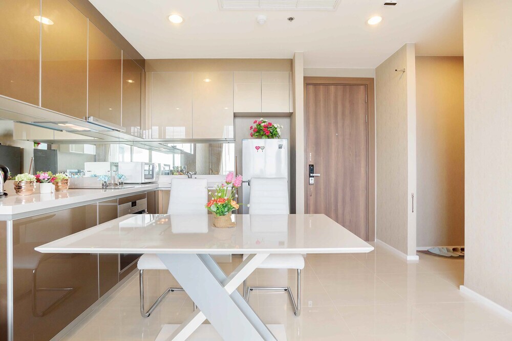 Бангкок: Menam Residence By Favstay
