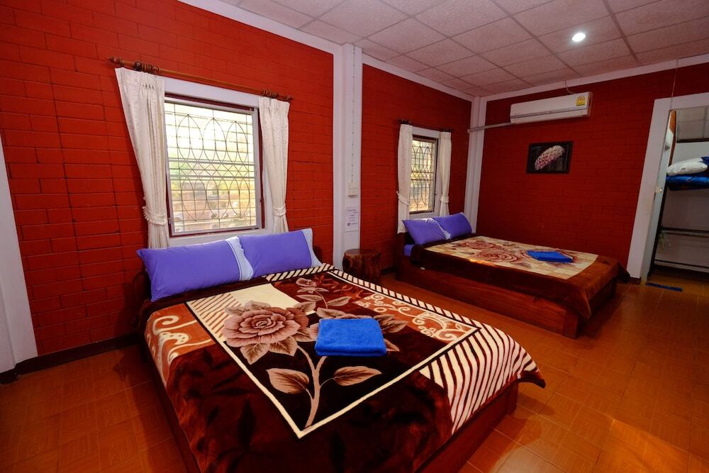 Чай Ба Дан: Bankangdoi Resort at Khung Yuam 1