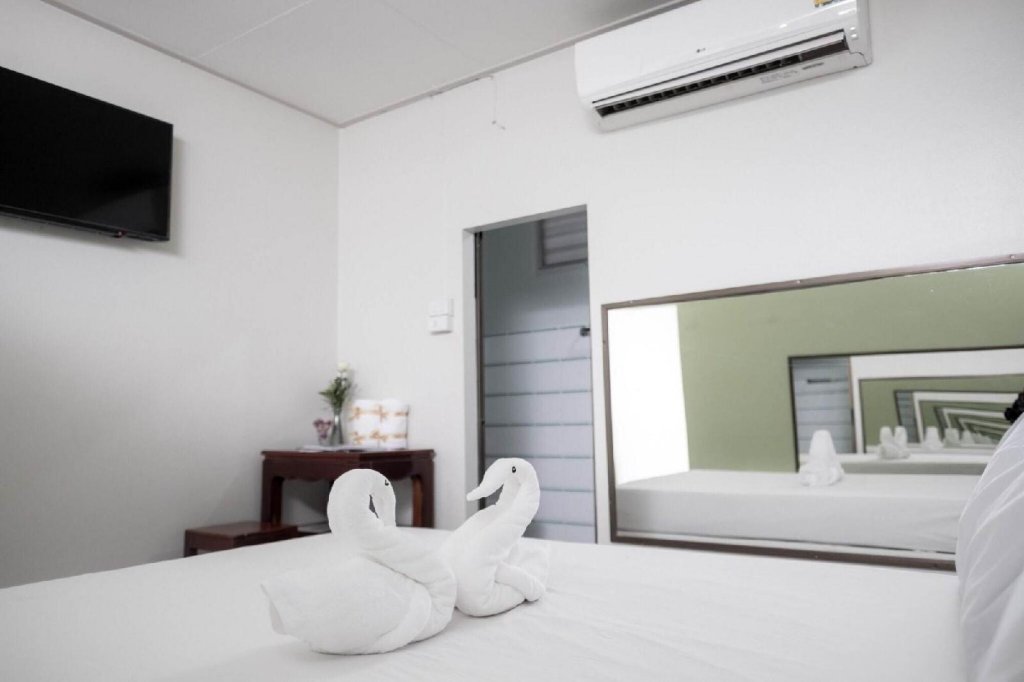 Та Кат Нгау: Chimphli Hotel