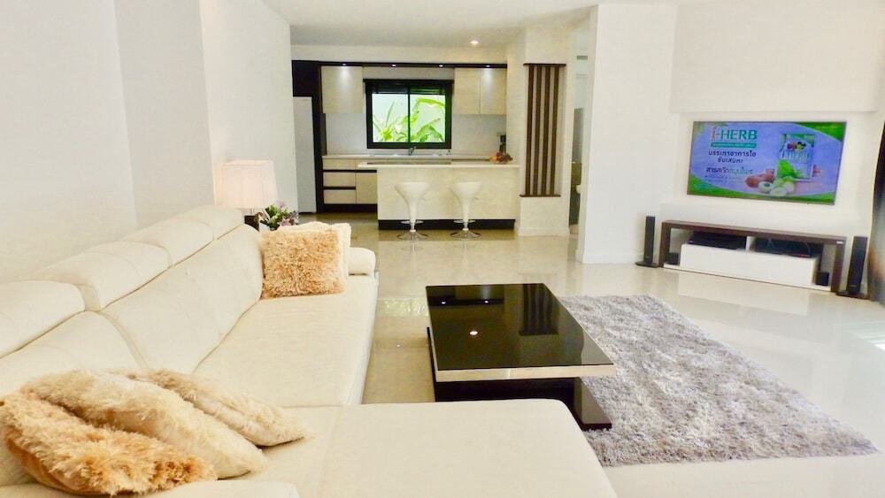 Самуи: 3 Bedroom Private Pool Villa Flora