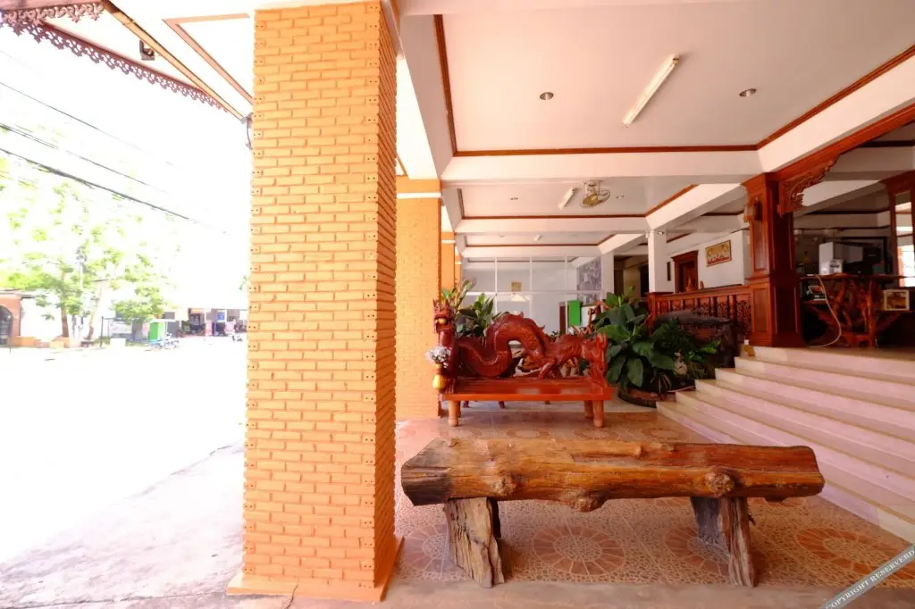 Нахон Фаном: Krunkrao Hotel