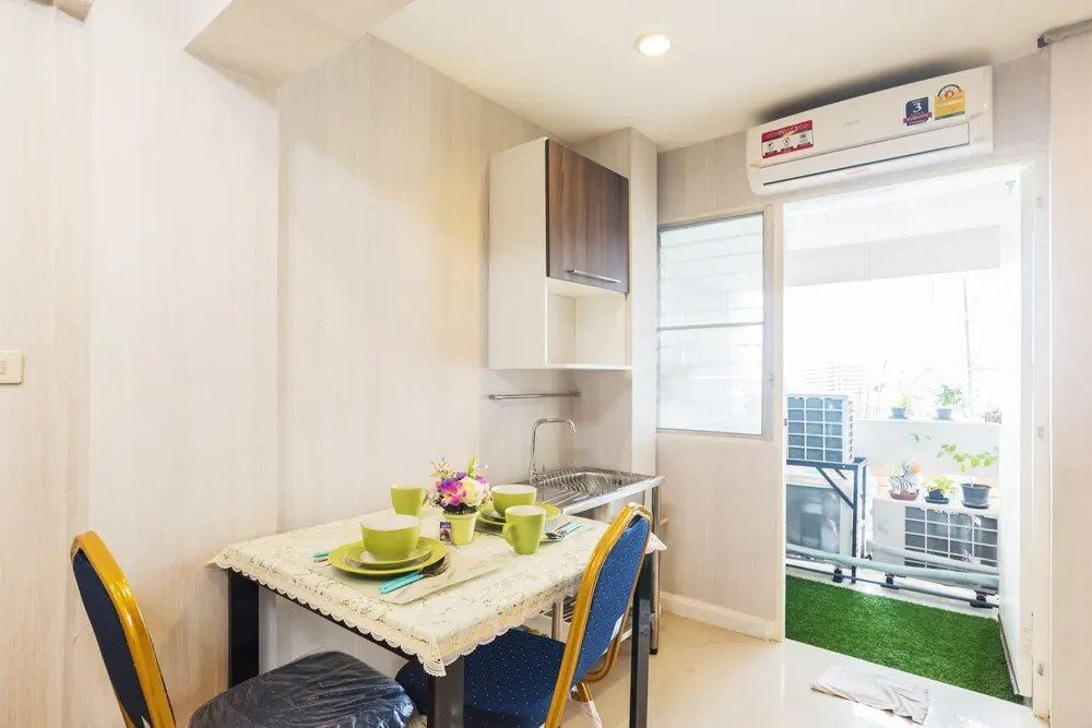 Бангкок: Century Park Condo By Favstay