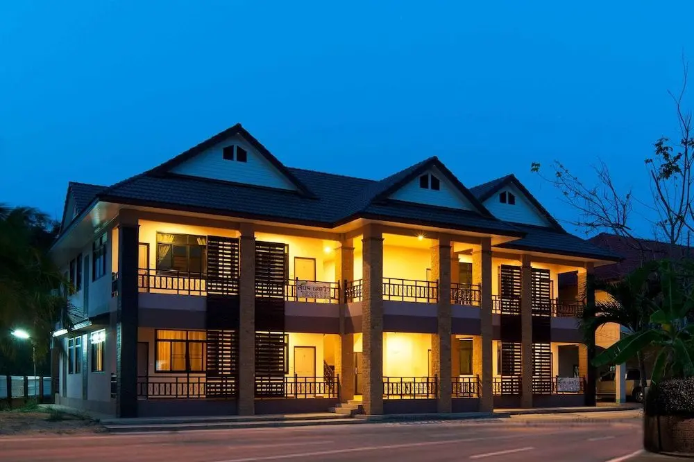 Пан Куца Кон: Suporn Lakeview Service APT & Homestay