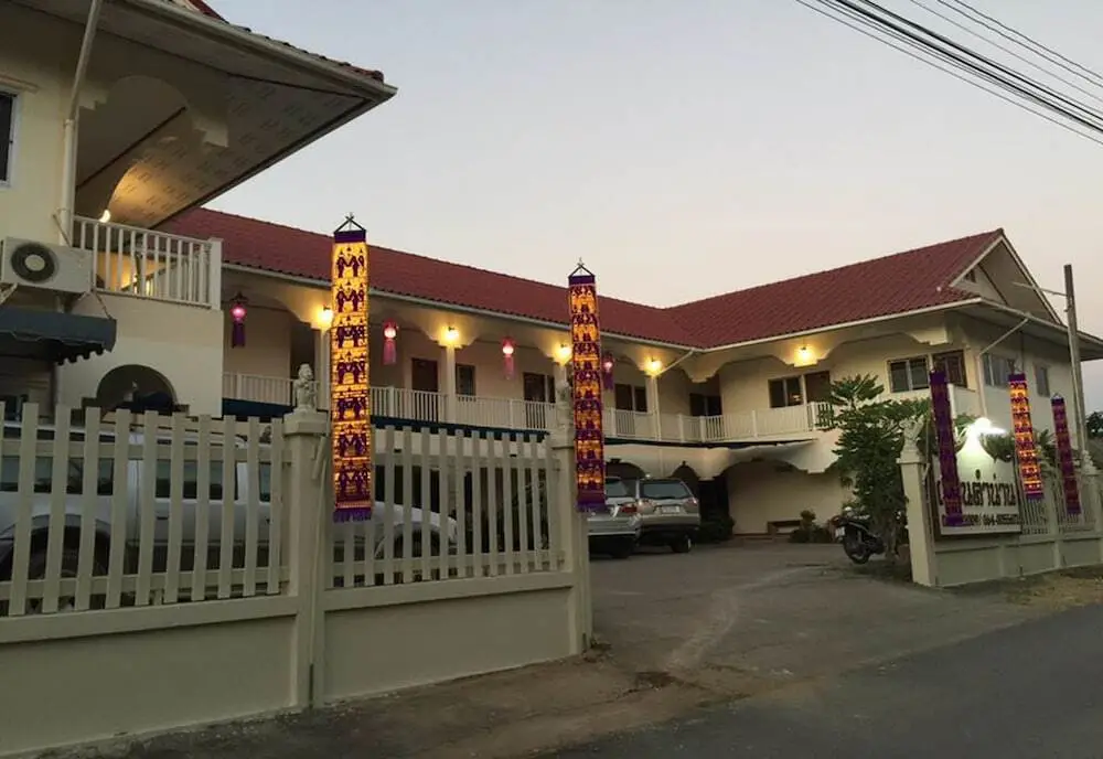Нан: Huan Kham Nan