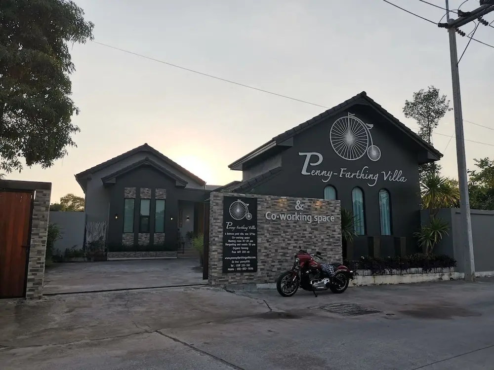 Паттайя: Penny-Farthing Private Pool Villa