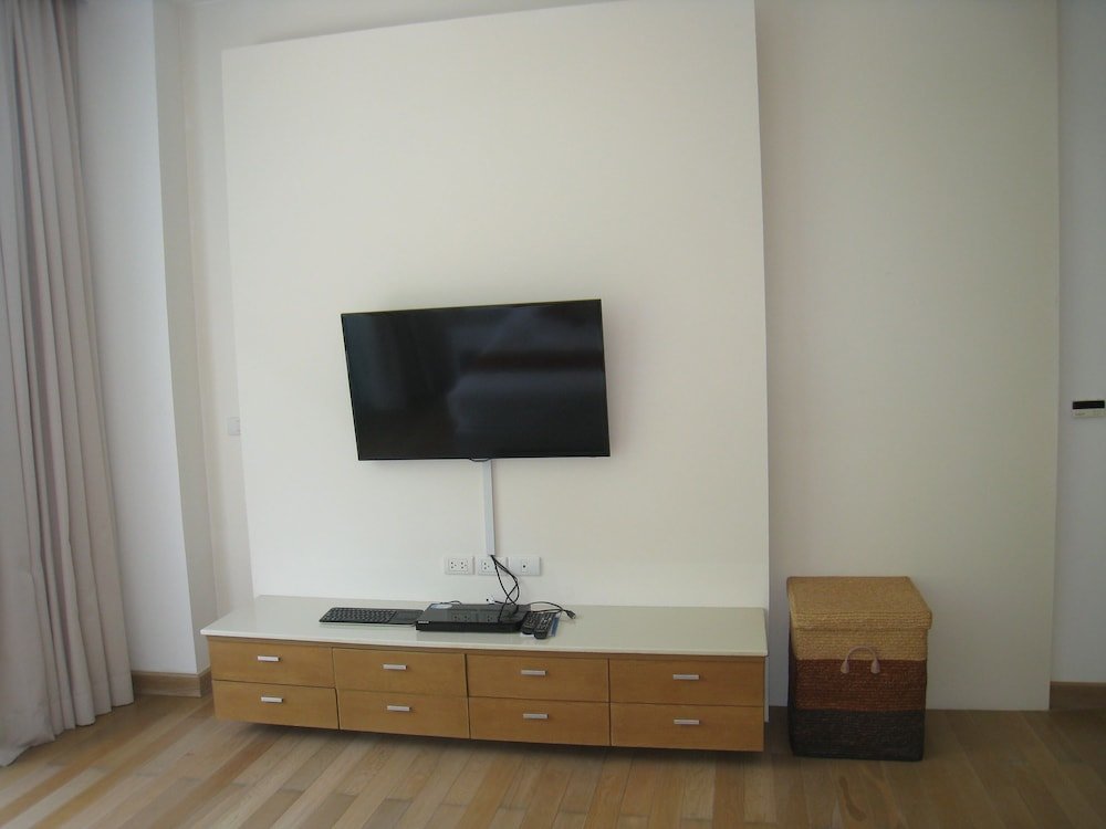 Кату: Modern and Cozy 1BR-APT by PIPS