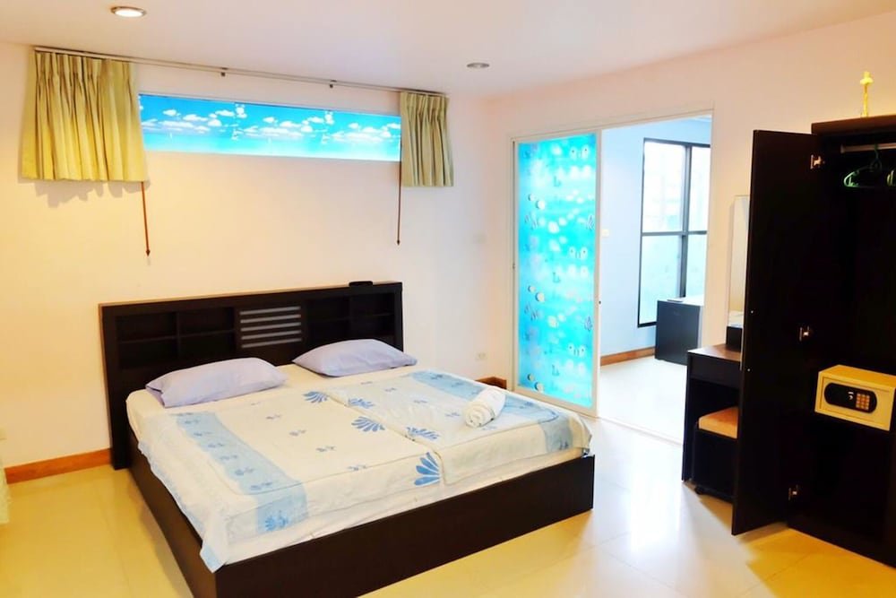 Муанг: 4BR Sea View Pool Villa at Patong Hill