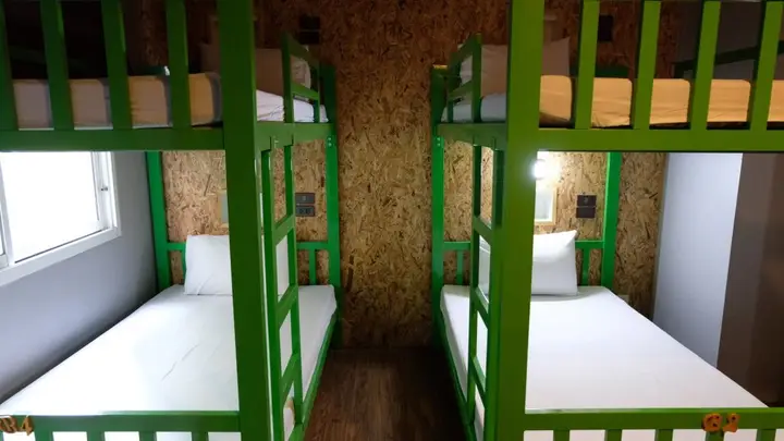 Кату: Frutta Hostel