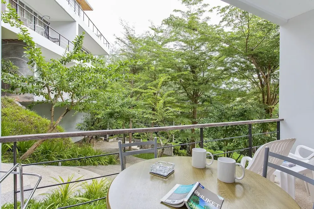 Кату: The Tree Apartment by Holiplanet