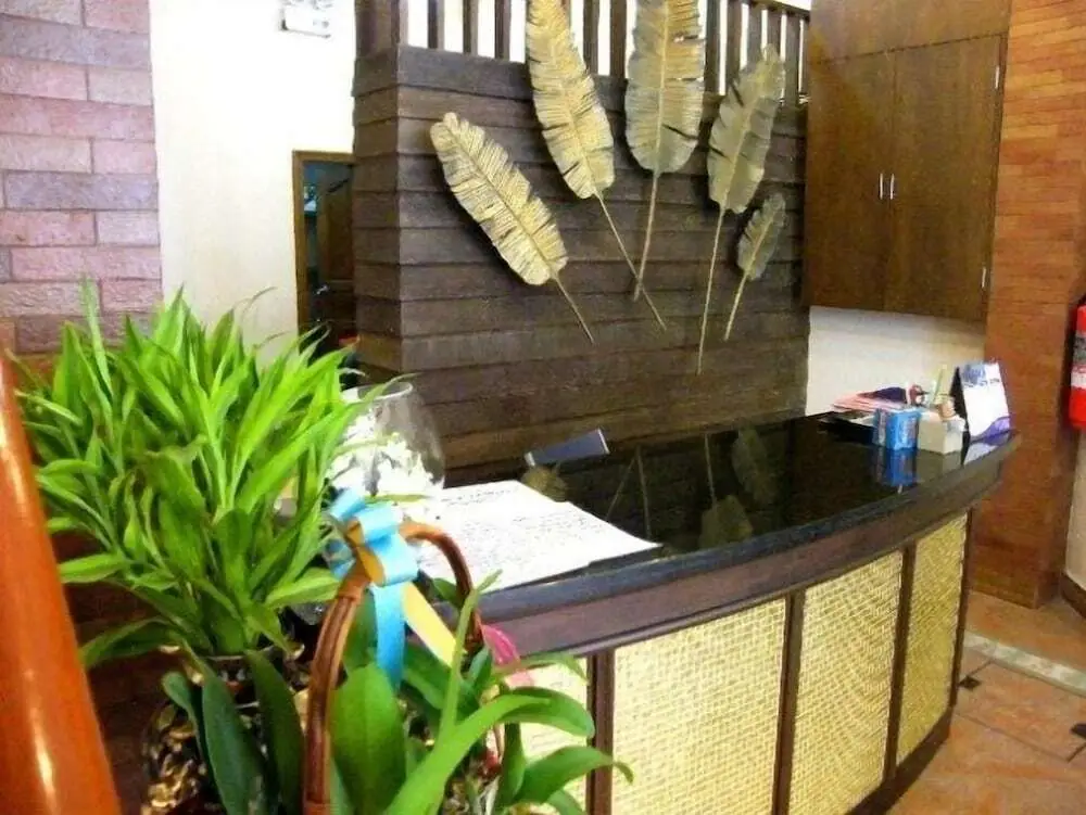Паттайя: Red Balcony Hotel